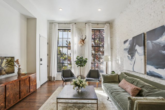 Chic Renovated Condo Suite, Near French Quarter