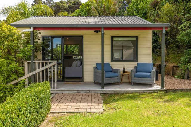 Little O Hideaway – Walk to the Beach
