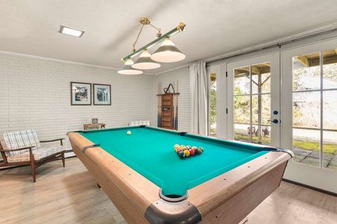 Central AC, Game Room, Dog-Friendly!