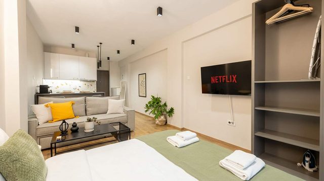 Trendy Studio Suite in Downtown Thessaloniki — Thessaloniki, Central Macedonia