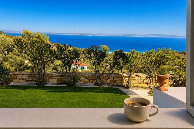 Nefeli Sea View Stay - Mastiha Grove Suite, Chios