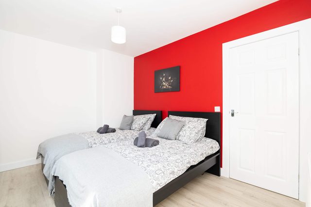 Parking - Wi-Fi -Near Falkirk & Stirling -Sleeps 6