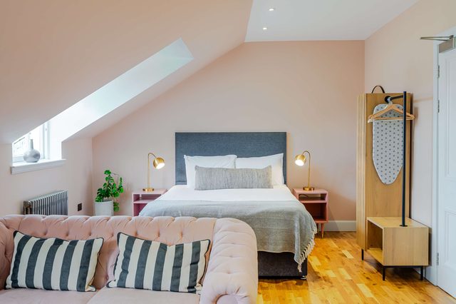 Aiden Suite - City Centre 1 Bed Studio Apartment — Edinburgh, Scotland