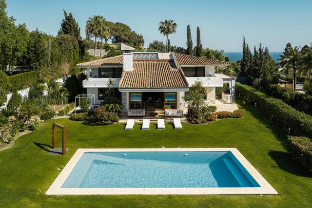 Villa Las Chapas Pool Garden Sea FAMILY ONLY