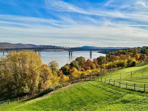 Hudson House | A Fable Retreat — Newburgh, NY