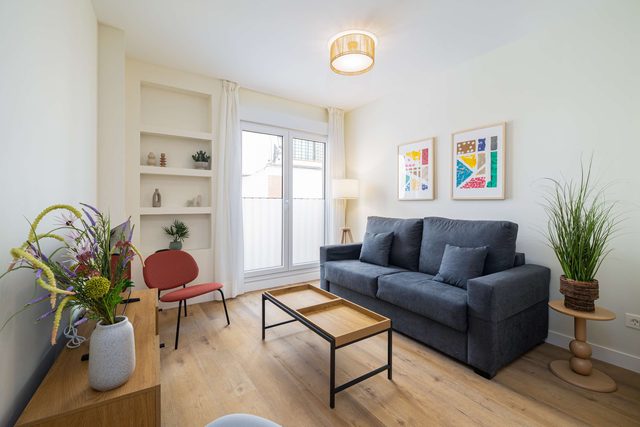 1 Bedroom Apartment with Private Patio for 2 in Central Malaga by Stay Homy
