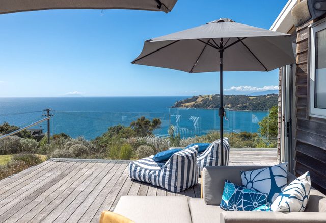 The Belle House – Where Sea Meets Sky — Waiheke Island, Auckland