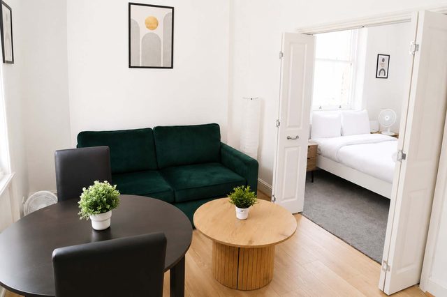 Bright 1BR in Fitzrovia, Steps from Oxford Street