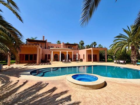 Villa Amazura 6 Bedroom with Private Pool