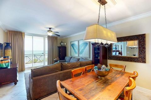 Three Bedroom Condo in Azure — Fort Walton Beach, FL