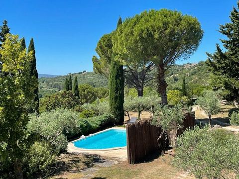 La Familiale - Provencal villa with swimming pool and breathtaking view of Gordes