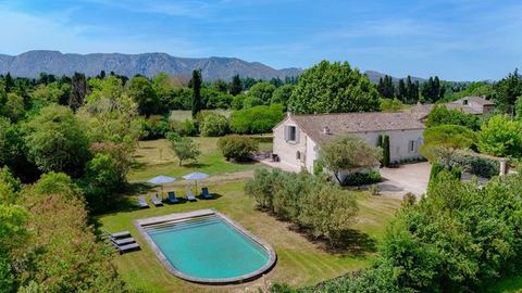 Villa Pamparigouste, Saint-Remy-de-Provence — Saint-Rémy-de-Provence, Provence-Alpes-Côte d'Azur