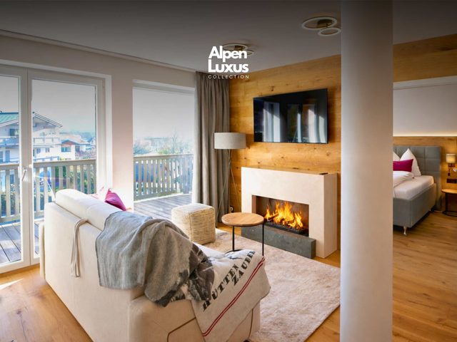 ALPENGONDEL Suite – Balcony & Mountain View — Kramsach, Tyrol