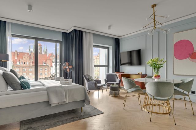Deo Plaza 205A | River & Old Town View | Balocny