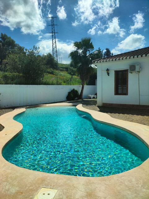 Villa rural con piscina en Alora — Málaga, Andalusia