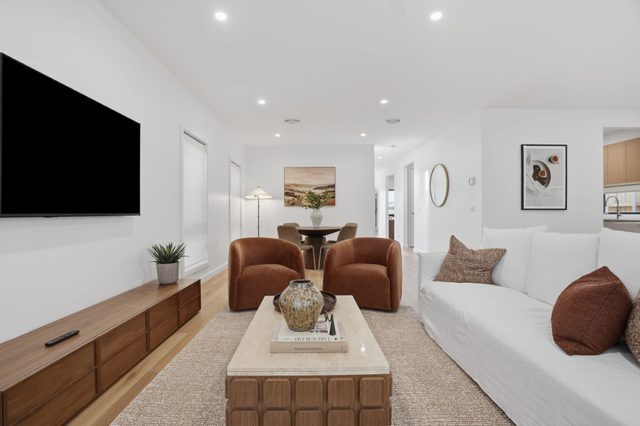 Woodlands Escape - 3 Bed, 2.5 Bath, Near Winery