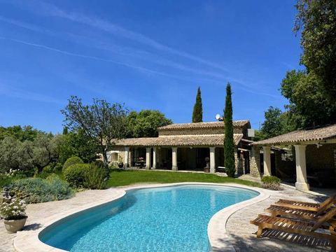 Provencal villa in the heart of the Luberon