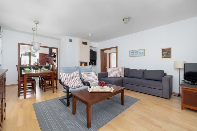 Amber House with Garden | Three Bedrooms, Terrace