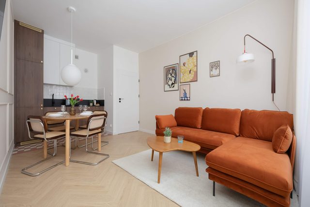 Elegant Apartment in Center | By the Market