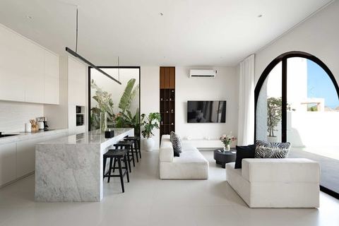 Casa Infinity Villa 1: 3 BR with Ocean View & Pool