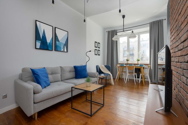 Cosy Apartment with a Desk | Close to the Underground | Smart TV