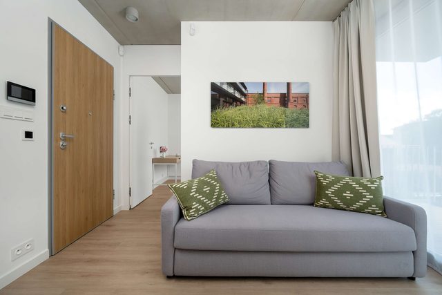 Modern Apartment with Air Conditioning | Balcony | Parking