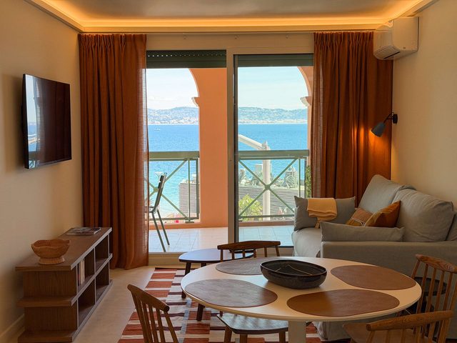 Sea view in the heart of Théoule-sur-Mer