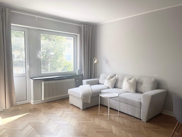 Modern Apartment with Balcony in Bromma
