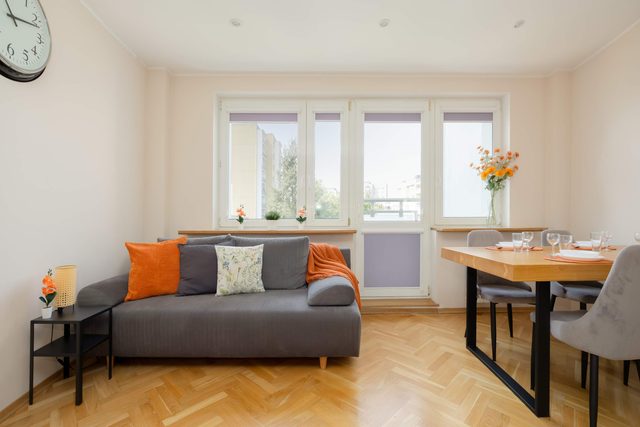 Practical Family Apartment | 2 Bedrooms | Close to the Airport