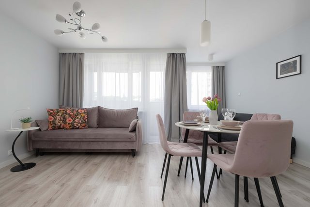 Cosy Studio with a Balcony | Close to the Park