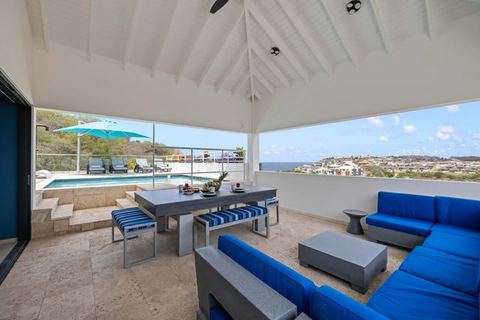 Cliffside Penthouse - Private Pool - Seaview - Bluebay