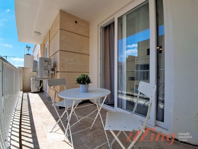 Gozo Stay: 2BR Apt with Balcony in Xagħra Village