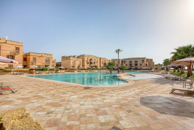 Fort Chambray 2BDR Apartment with Communal Pool — Għajnsielem, L-Imġarr