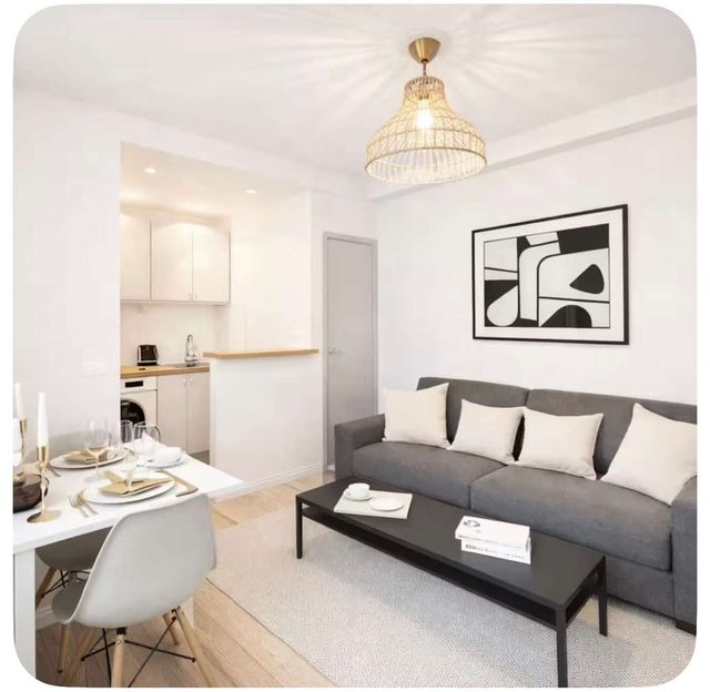 Chic Flat in Passy, Steps to Seine & Eiffel Tower