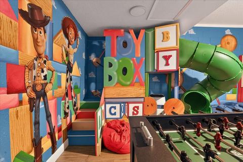 Disney-Themed Villa with Pool and Playroom — Davenport, FL