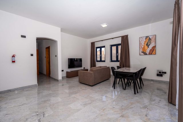 Charming Mosta Centre Apartment – Walk to Rotunda — Il-Mosta, Il-Mosta