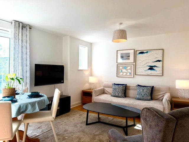 Splendid 2bed Apartment in lively suburb of Oxford