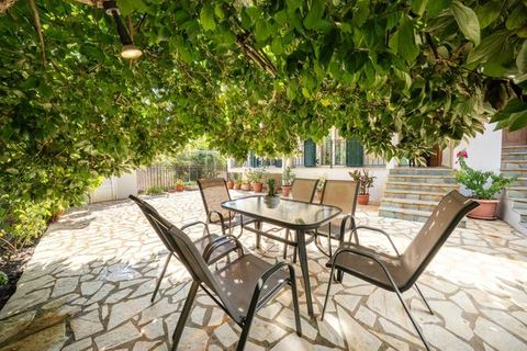 Kallithea House Corfu - Courtyard & Beach Days