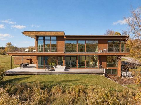 Hillsdale Lakeside | Modern Lakefront Retreat
