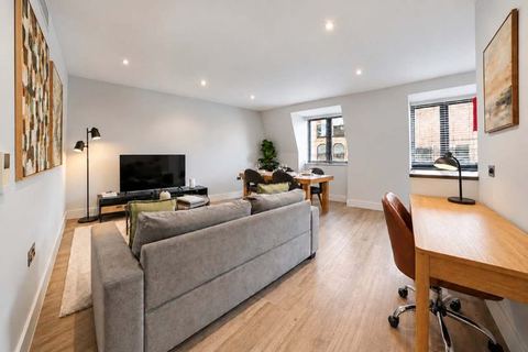 City Double IX - Stylish 2BR home in the City — London, England