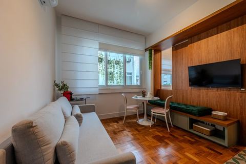 Stylish Studio Steps to Copacabana Beach — Rio de Janeiro, Rio de Janeiro
