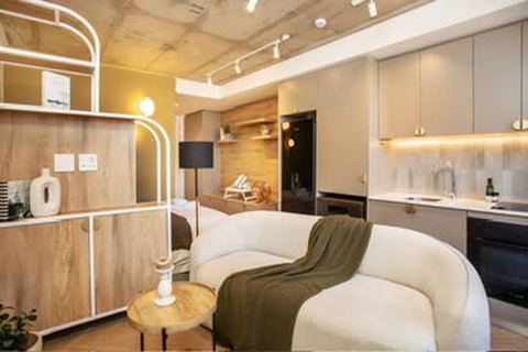 Modern Sunset Studio - Rooftop Pool & BBQ