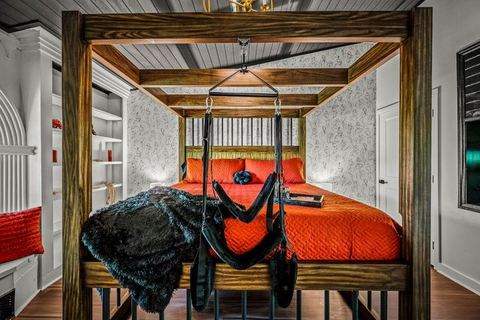 NEW Kink Cabin, Adult Theme Romance — Gatlinburg, TN