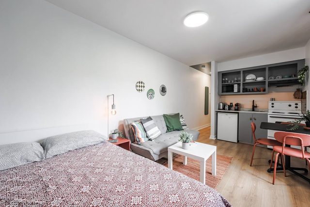 Cozy Studio with balcony — Montreal, Quebec