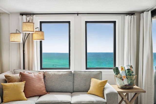 StepsToPrivateBeach-Penthouse-GulfView-Pool