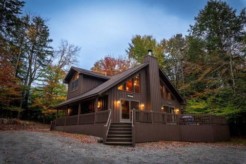 First Lake Escape – Beachfront & Dock Access — Old Forge, NY
