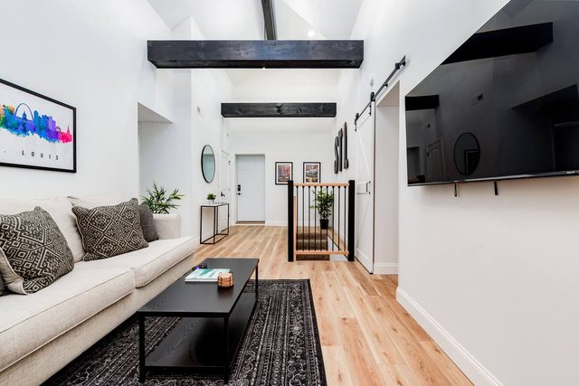 *Tamm Ave 3-BR Retreat* — St. Louis, MO