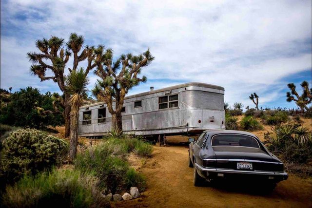 The Spartan | Retro Chic w/ Shared Pool & Tub — Desert Hot Springs, CA