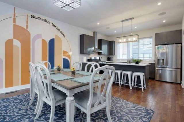 Game Room Townhome, Sleeps 10, 10 Min to Broadway — Nashville, TN