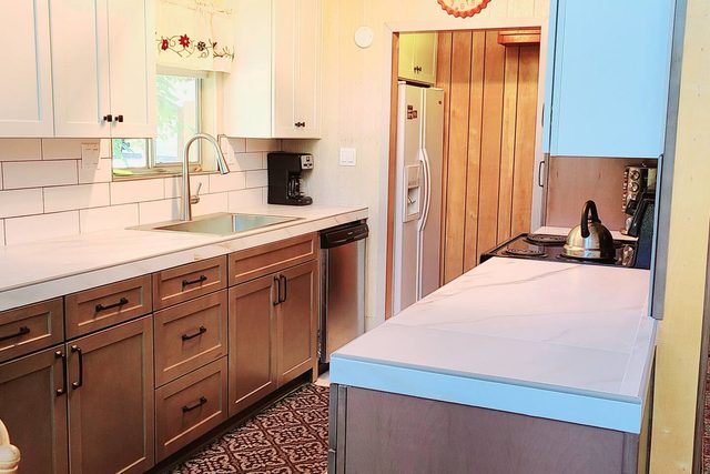 Lakeview Lodge, bookable boat slip! - Holiday Home